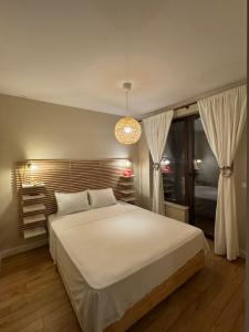 The Portal Infinity pool and barbecue