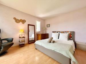 Maisons de vacances Villa Baux-Nheur, Vue Alpilles, Calme, CLIM, 9 personnes : photos des chambres