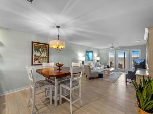 Riverfront Condo w Water Views-Heated Pool
