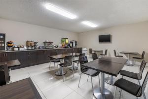 SureStay Hotel by Best Western Kemptville