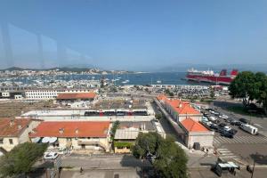 Appartements Pierrine - Spacious and Luminous Premium Apartment : photos des chambres