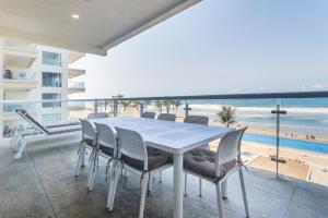 Ocean Front, Balcon al Mar y Playa