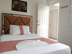 HABITACION CONFORT - baño privado