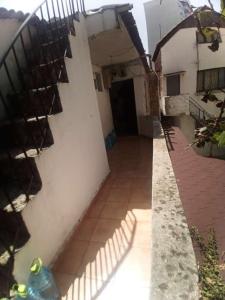 Private Apartment in House 17