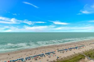 Oceanfront Resort Escape, Pools, Hot Tubs, Direct Beach Access