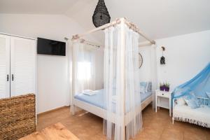 Apartments by the sea Sparadici, Sibenik - 24420