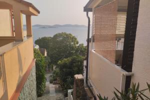 Apartments by the sea Drage, Biograd - 24709