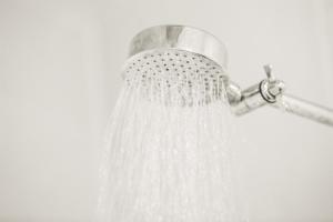 Nightcap at Rose & Crown Hotel