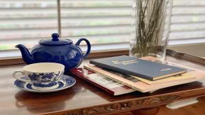 Cliff Drive On Honeymoon Point