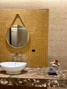 her home spa motel douliu