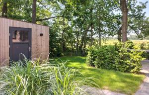 2 Bedroom Nice Home In Oosterwolde