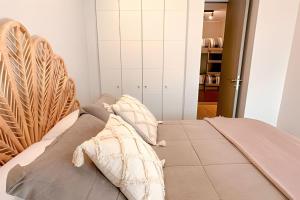 Piscina Climatizada: Primer Piso, Jardín y WiFi.