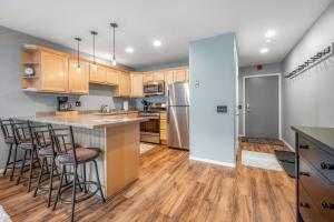 Alyeska Mountain Side Retreat!