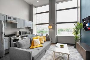 CozySuites Modern 1BR in Downtown Pitts #4 - 3hvězdičkové hotely ve městě Pittsburgh