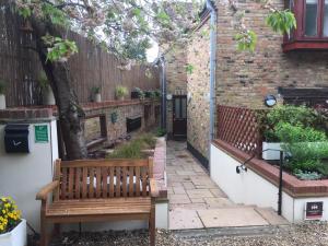 Apartment 3 - First Floor  room in Harpenden House