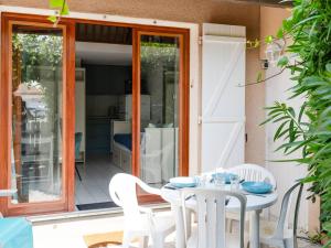 Pavillon Studio Mezzanine Climatisé Proche Plage avec Parking - FR-1-409A-37