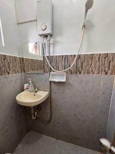 Comfy Stay with Wifi Netflix Kitchen Free Parking at Sonias Island Stay