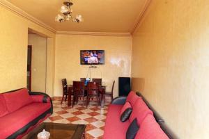 Luxury apartment in front of the Corniche