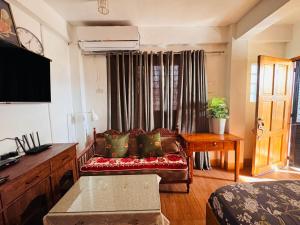 Penthouse Unit with OceanView, Wifi, Free Parking at Sonias Island Stay