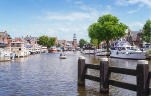 2 Bedroom Beautiful Home In Lemmer