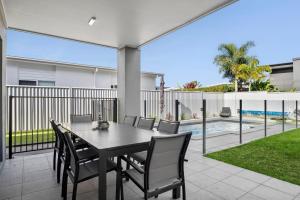 Sunset House at Pelican Waters