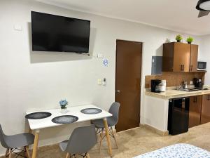 blue angel 5 a pasos de la 5av