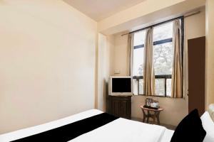 Collection O Sindhi Camp Metro Station