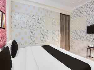 Collection O Chhatarpur