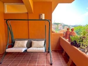 Luna-Apartment with pool-sea view