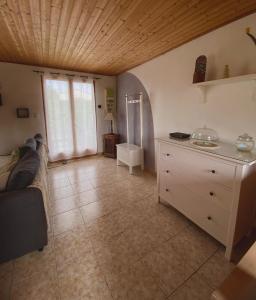 Maisons de vacances Maison spacieuse avec terrasse, terrain clos et lac a proximite : photos des chambres