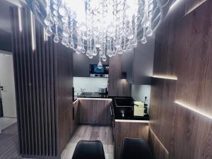 Karzo Property LU 202 Free Garage