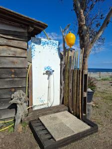 Caravane amy on the beach