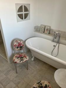 Villas Le Clos des Rosiers, a charming place in Gordes : photos des chambres