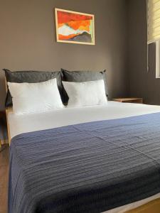 1004 Close to central peaceful and spacious consulates