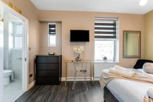 Simply Charming Studio Great Location 6