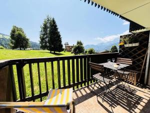 Résidence Les Alpages - Studio skis aux pieds en rez-de-jardin MAE-3833