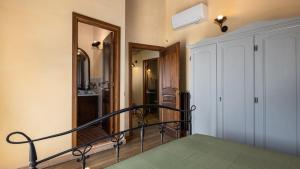 POGGIO DELLE LUMIE 6, Emma Villas