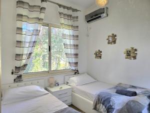 Lura 1 Holiday House 235