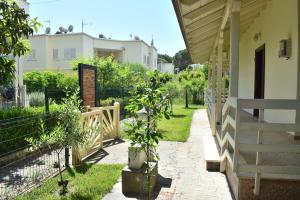 Lura 1 Holiday House 235