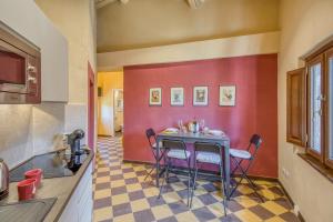 Romantic Apartment In Chianti Classico - Happy Rentals