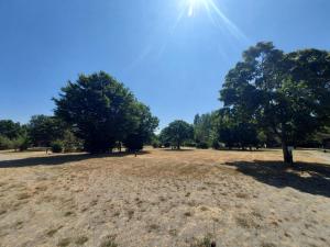 Campings Camping De Bellebouche : photos des chambres