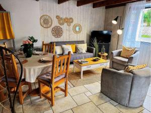 Maisons de vacances Charme & comfort, Terrace, 5 minutes by boat from Lorient : photos des chambres