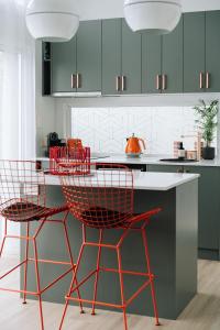 Retro Retreat - by Coast Hosting