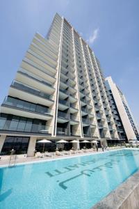 Elegant Studio Canal View Business Bay