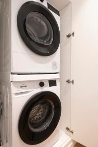 Bright & Chic apartment Near Porte Maillot - 4P