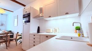 Newly Renovated Gem, Old Antibes