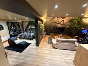 Appartements LUXURY VENDOME - Loft - suite de luxe - Jacuzzi - Appartement entier : photos des chambres