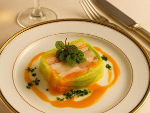 KARUIZAWA KLUB SZTUKI