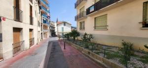 Appartements Studio climatise a 50 m des thermes : photos des chambres
