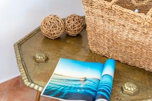 Mountain Retreat Apt with Sea View